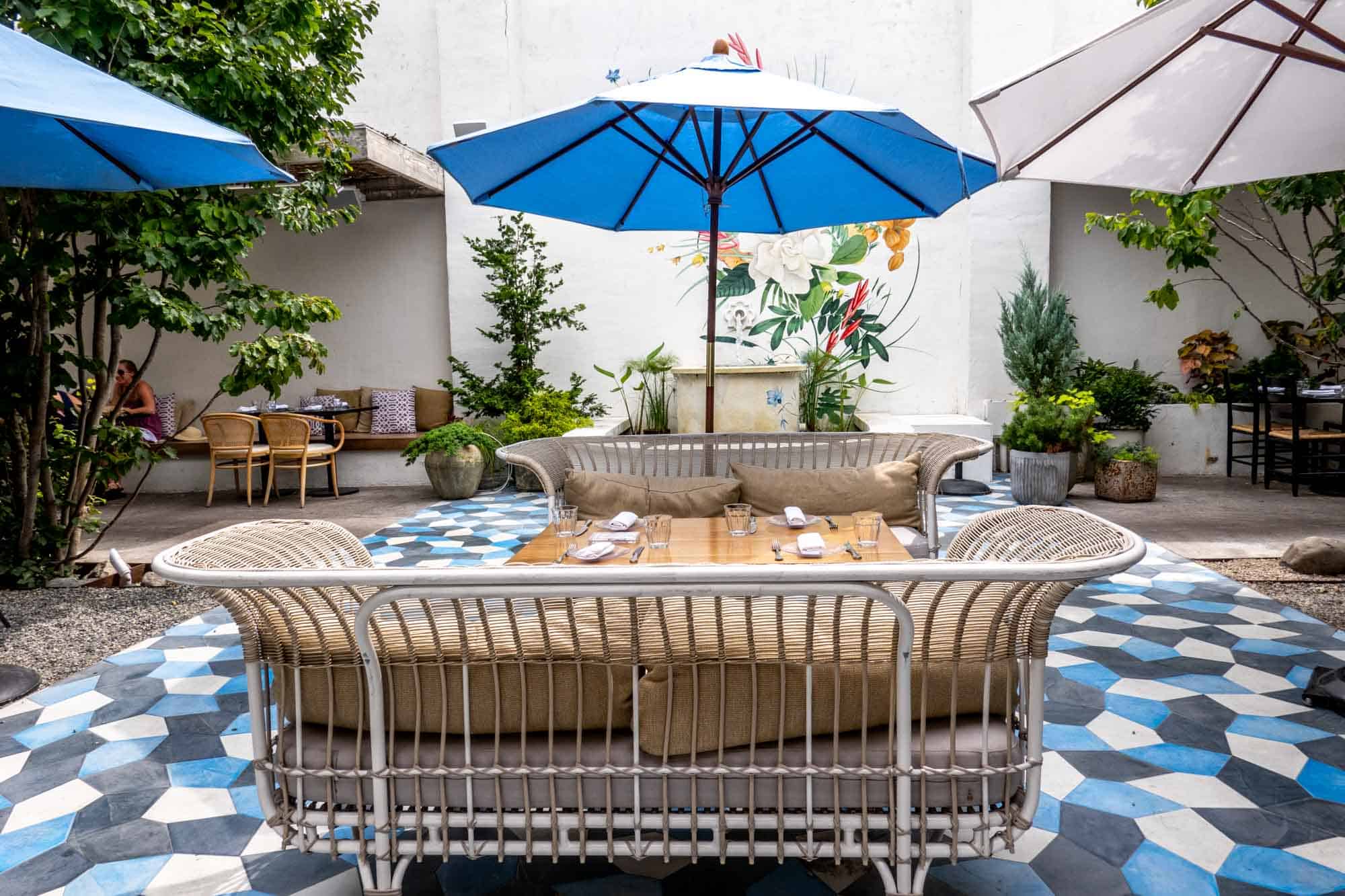 Table and outdoor furniture in a courtyard