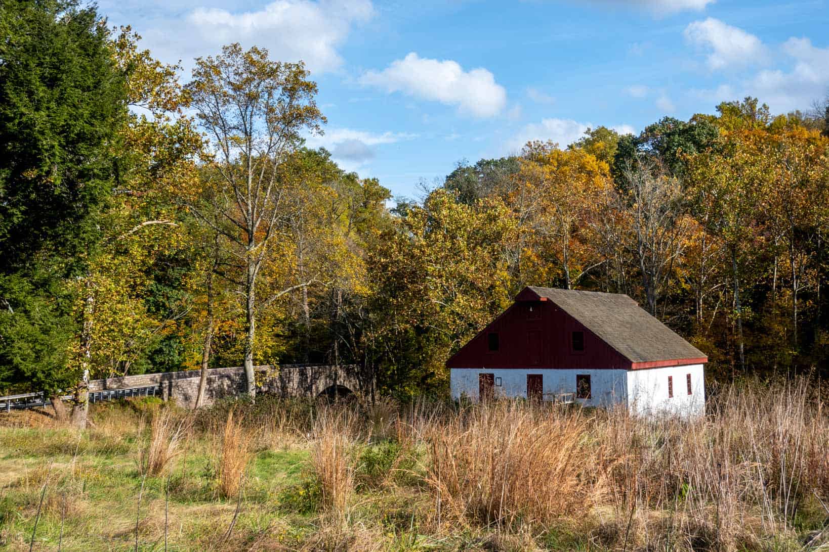 Old grist mill building in Washington's Crossing Historic Park